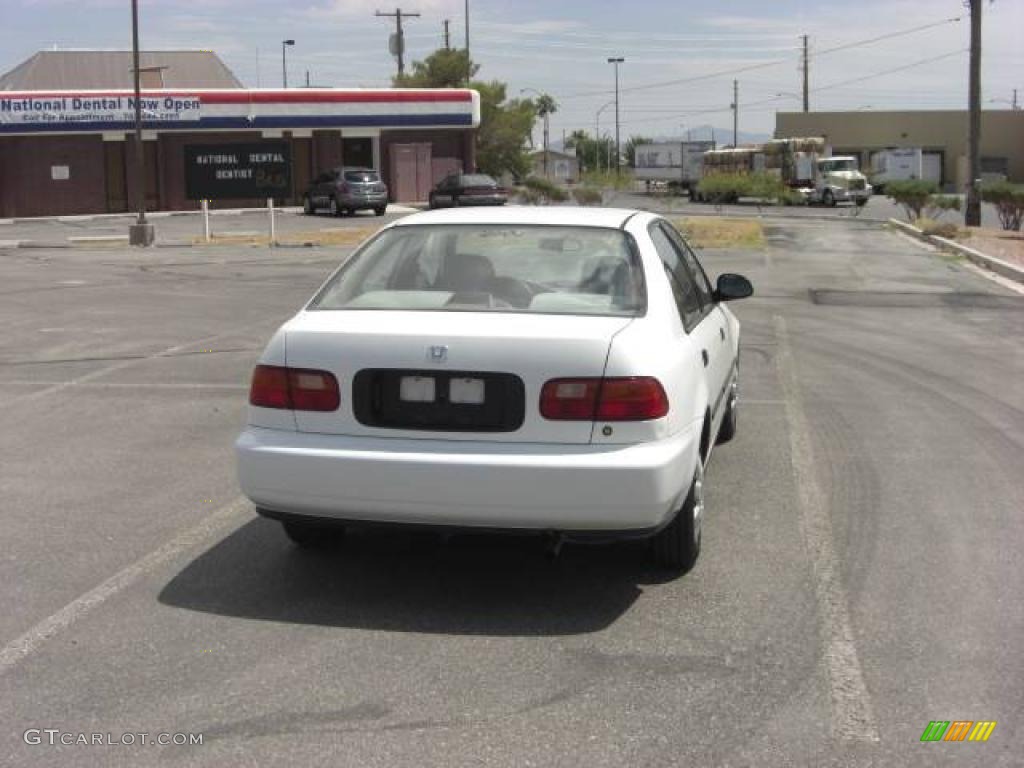 1993 Civic DX Sedan - Frost White / Beige photo #6