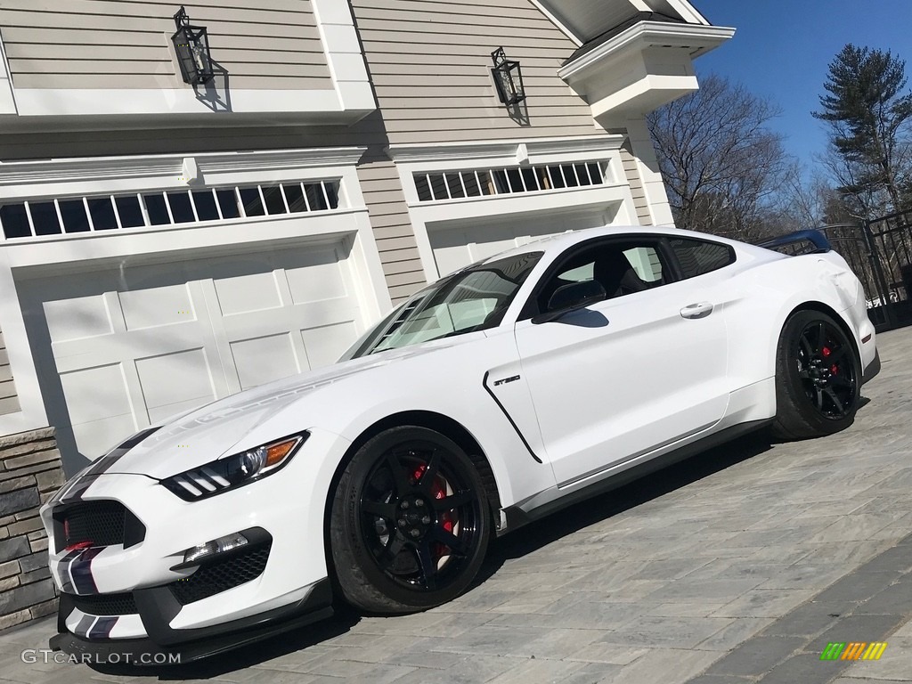 Oxford White 2016 Ford Mustang Shelby GT350R Exterior Photo #132630495