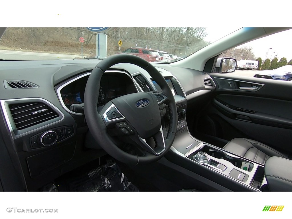 2019 Edge SEL AWD - Ingot Silver / Ebony photo #11