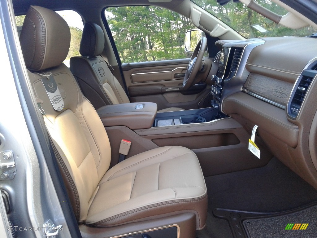 2019 1500 Long Horn Crew Cab 4x4 - Billett Silver Metallic / Mountain Brown/Light Frost Beige photo #16