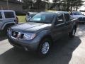 2017 Gun Metallic Nissan Frontier SV Crew Cab 4x4  photo #2