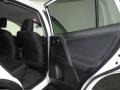 Super White - RAV4 LE Photo No. 31