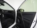 Super White - RAV4 LE Photo No. 35