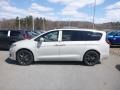Luxury White Pearl 2019 Chrysler Pacifica Touring L Exterior