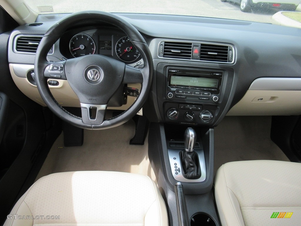 2013 Jetta SE Sedan - Tempest Blue Metallic / Cornsilk Beige photo #15
