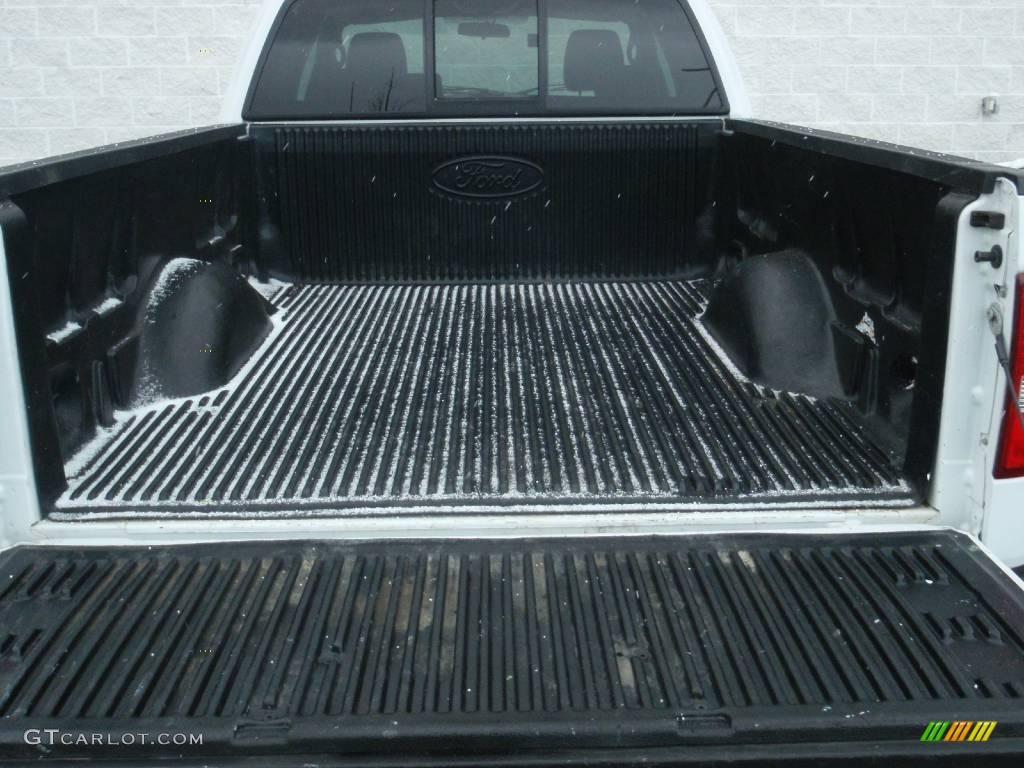 2006 F150 XLT SuperCab 4x4 - Oxford White / Medium/Dark Flint photo #15
