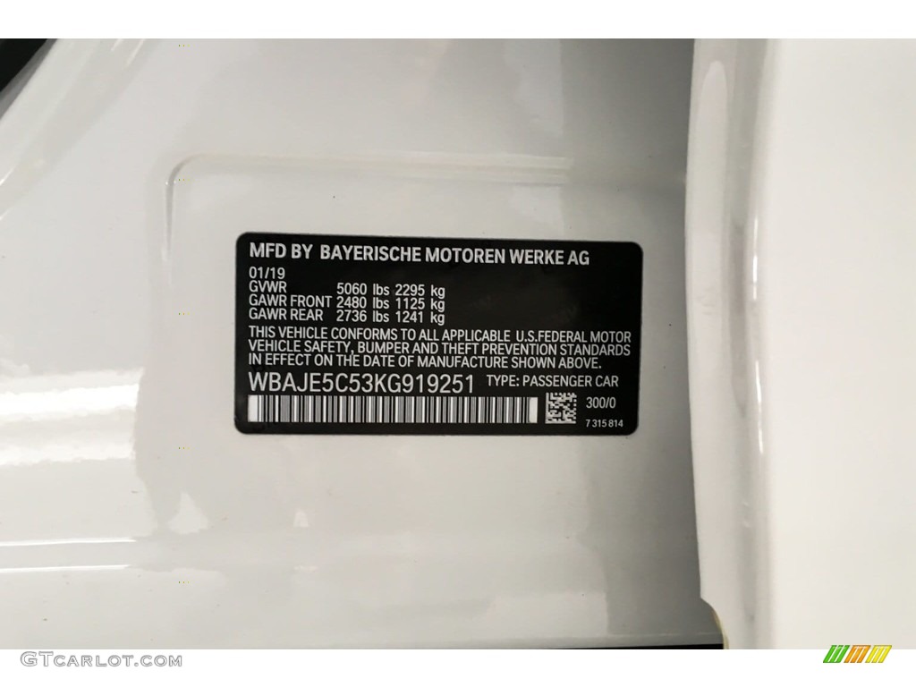 2019 5 Series 540i Sedan - Alpine White / Black photo #11