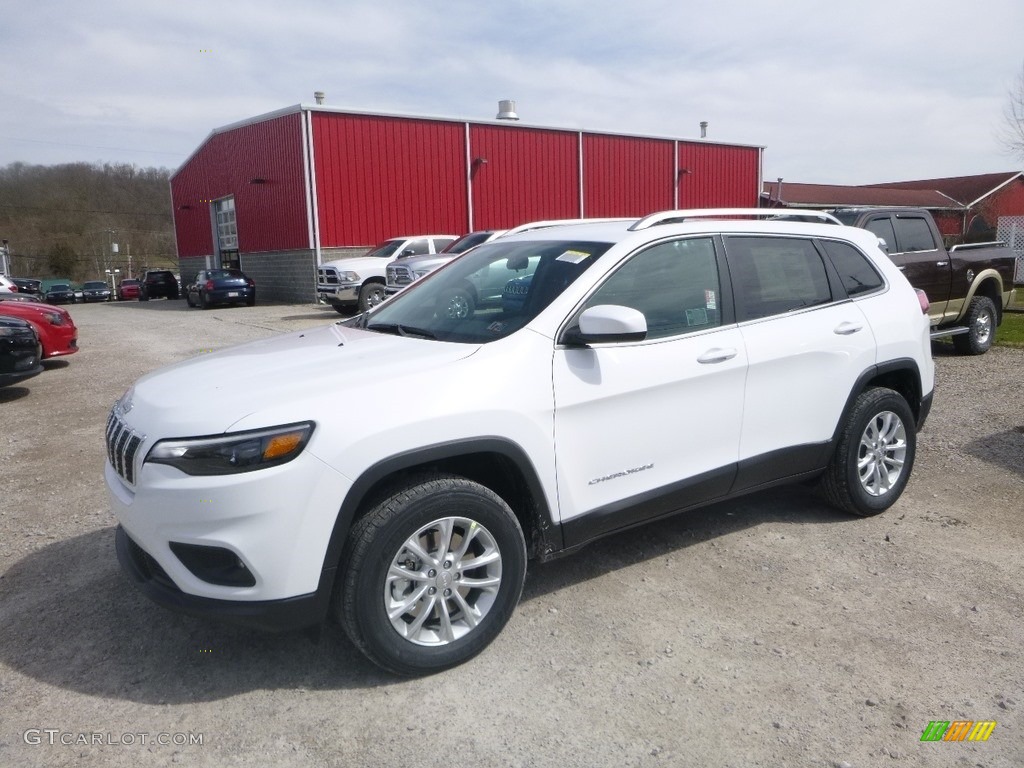 2019 Cherokee Latitude 4x4 - Bright White / Black photo #1