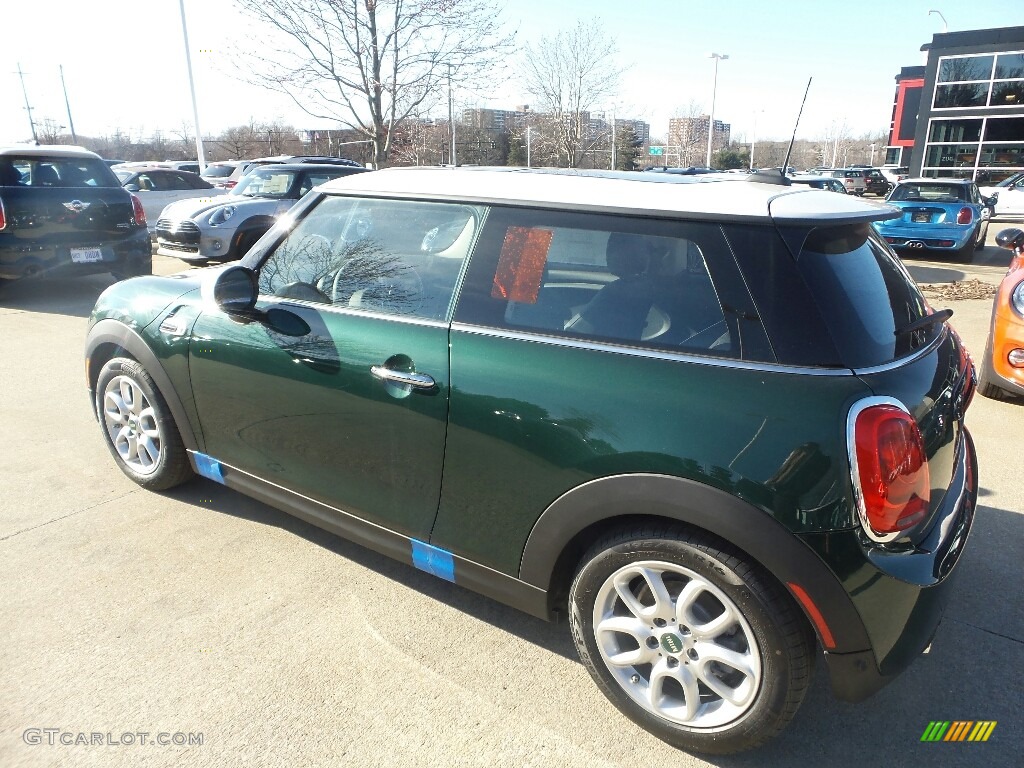 2019 Hardtop Cooper 2 Door - British Racing Green II / Carbon Black photo #5