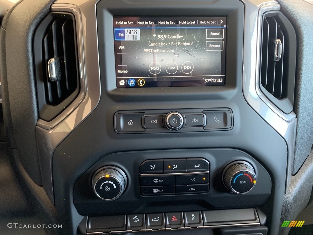 2019 Chevrolet Silverado 1500 Custom Z71 Trail Boss Crew Cab 4WD Controls Photos