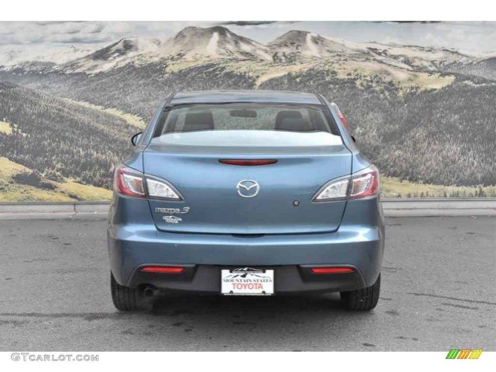 2011 MAZDA3 i Sport 4 Door - Gunmetal Blue Mica / Black photo #8