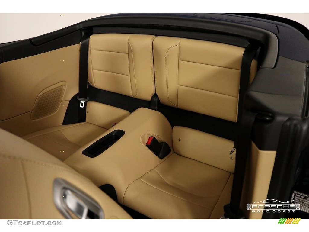 2018 911 Carrera 4 Cabriolet - Night Blue Metallic / Black/Luxor Beige photo #24
