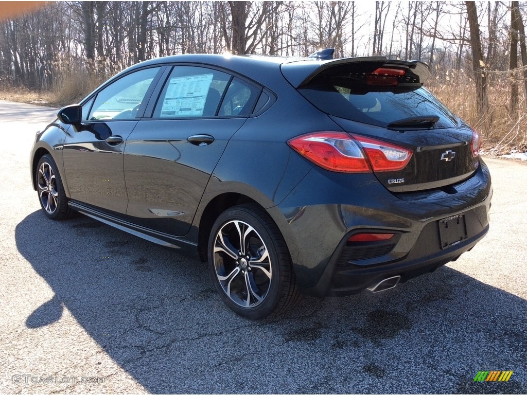2019 Cruze LT Hatchback - Graphite Metallic / Jet Black/­Galvanized photo #4