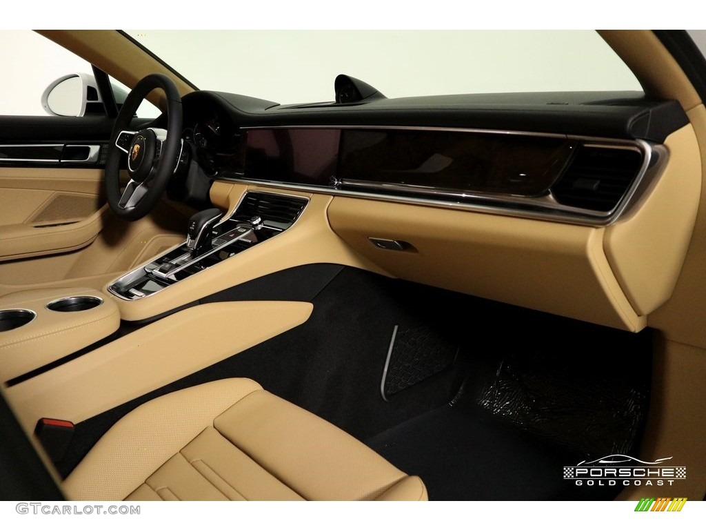 2019 Panamera 4 - White / Black/Luxor Beige photo #23