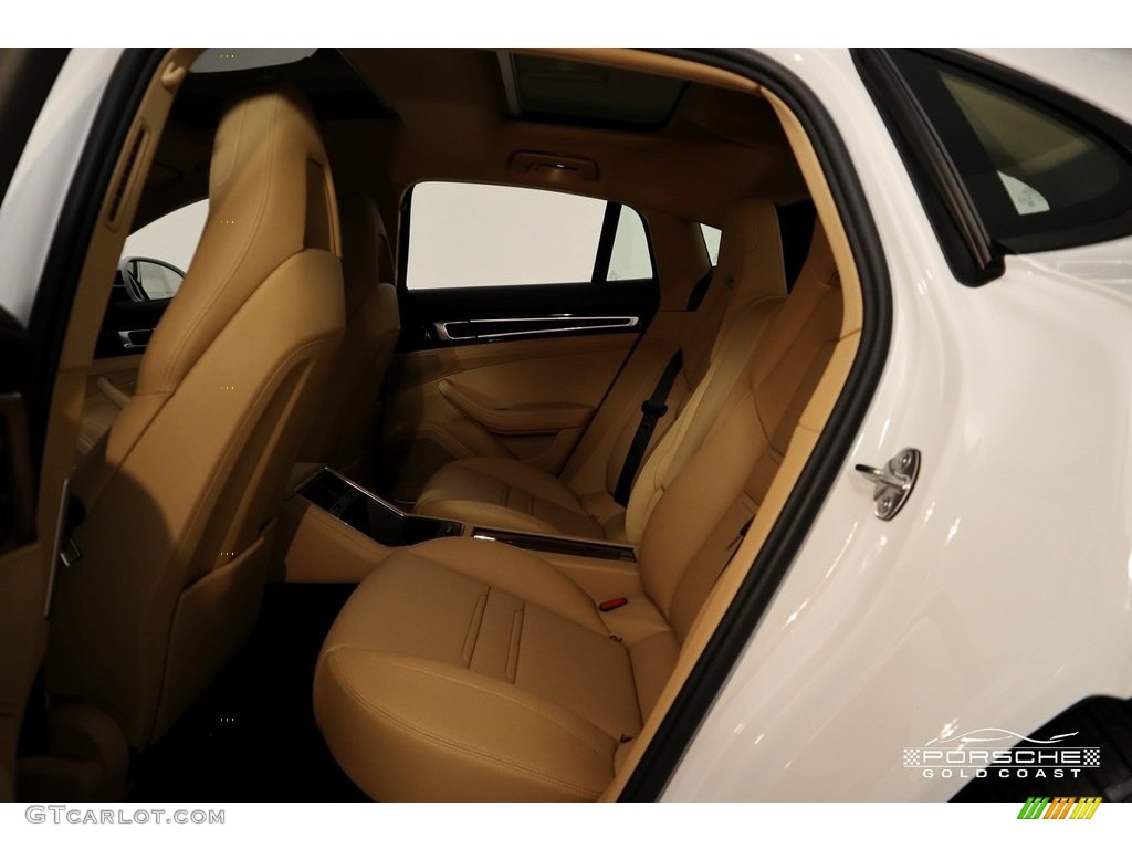 2019 Panamera 4 - White / Black/Luxor Beige photo #24
