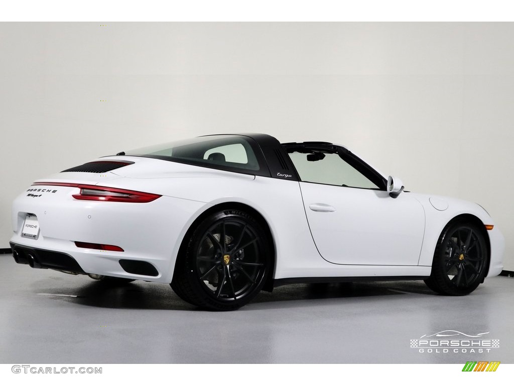 2019 911 Targa 4 - White / Black photo #8