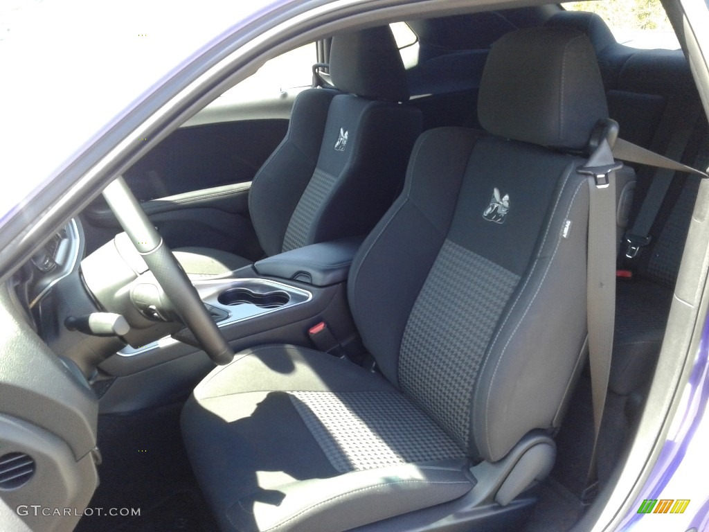 2018 Dodge Challenger R/T Scat Pack Front Seat Photo #132691578