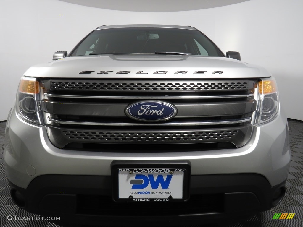 2015 Explorer XLT 4WD - Ingot Silver / Charcoal Black photo #4