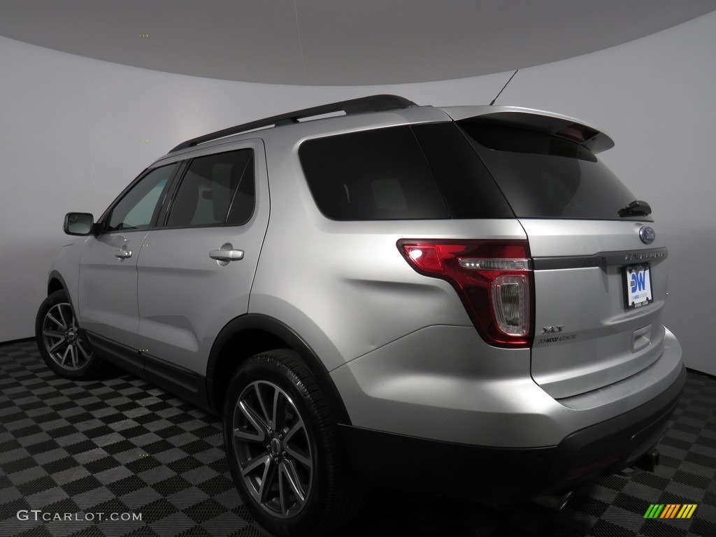 2015 Explorer XLT 4WD - Ingot Silver / Charcoal Black photo #7