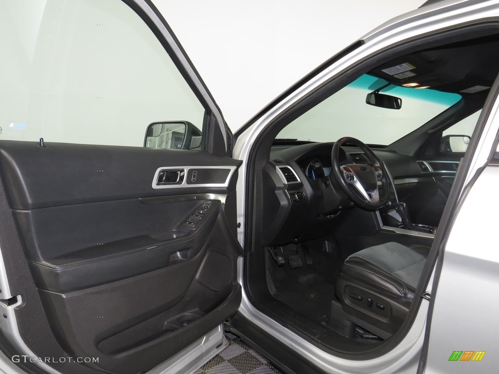 2015 Explorer XLT 4WD - Ingot Silver / Charcoal Black photo #23