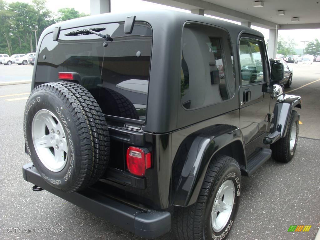 2004 Wrangler Sahara 4x4 - Black / Khaki photo #6