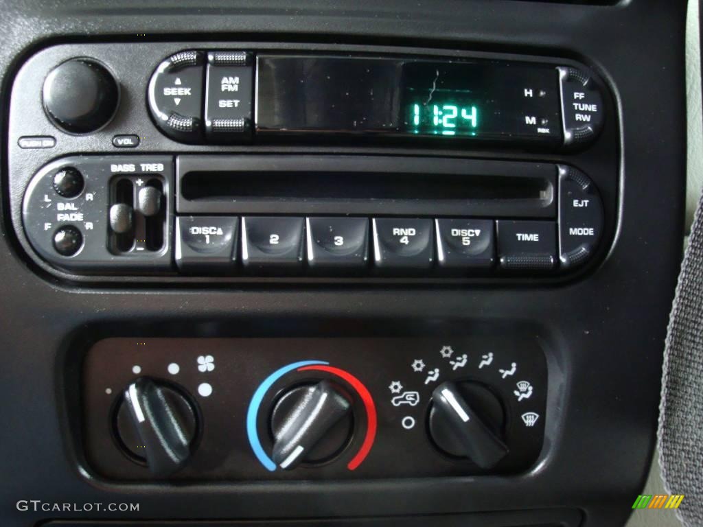 2004 Wrangler Sahara 4x4 - Black / Khaki photo #14