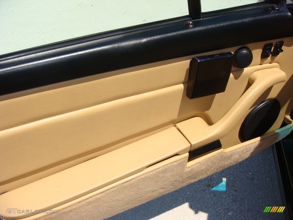 1996 Porsche 911 Carrera Cabriolet Cashmere Beige Door Panel Photo #132694020