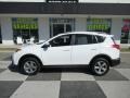 Super White - RAV4 XLE Photo No. 1