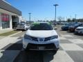 Super White - RAV4 XLE Photo No. 2