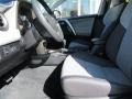 Super White - RAV4 XLE Photo No. 10