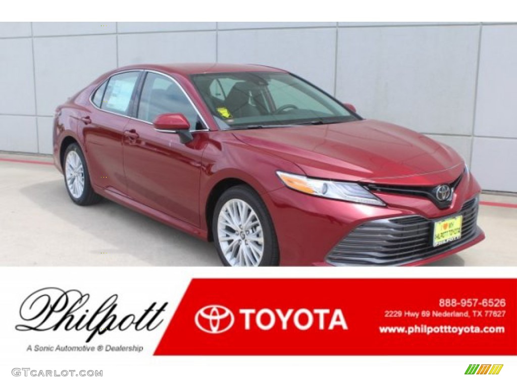 2019 Camry XLE - Ruby Flare Pearl / Black photo #1