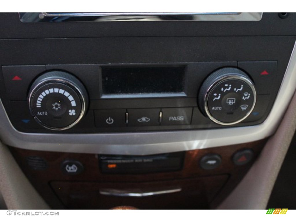 2007 SRX V6 - White Diamond / Cashmere photo #13