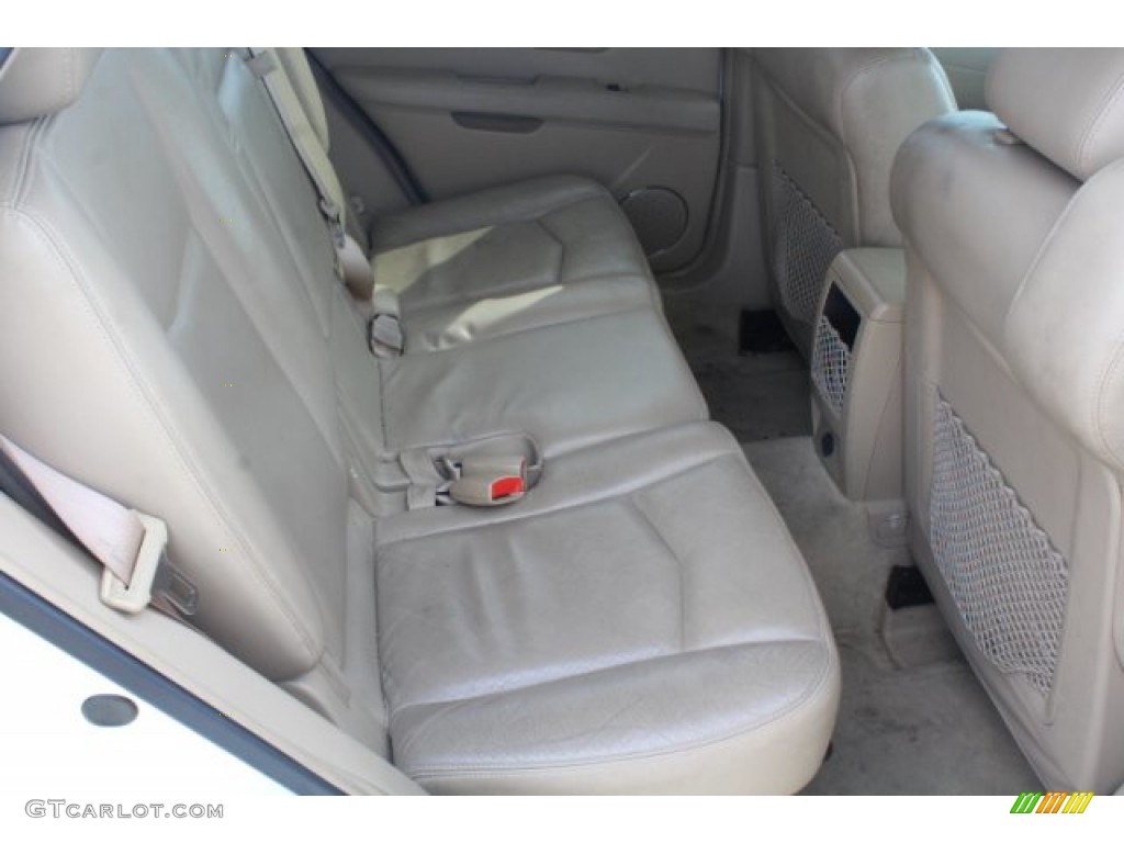 2007 SRX V6 - White Diamond / Cashmere photo #23