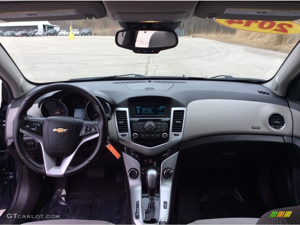 2014 Cruze LT - Atlantis Blue Metallic / Medium Titanium photo #16