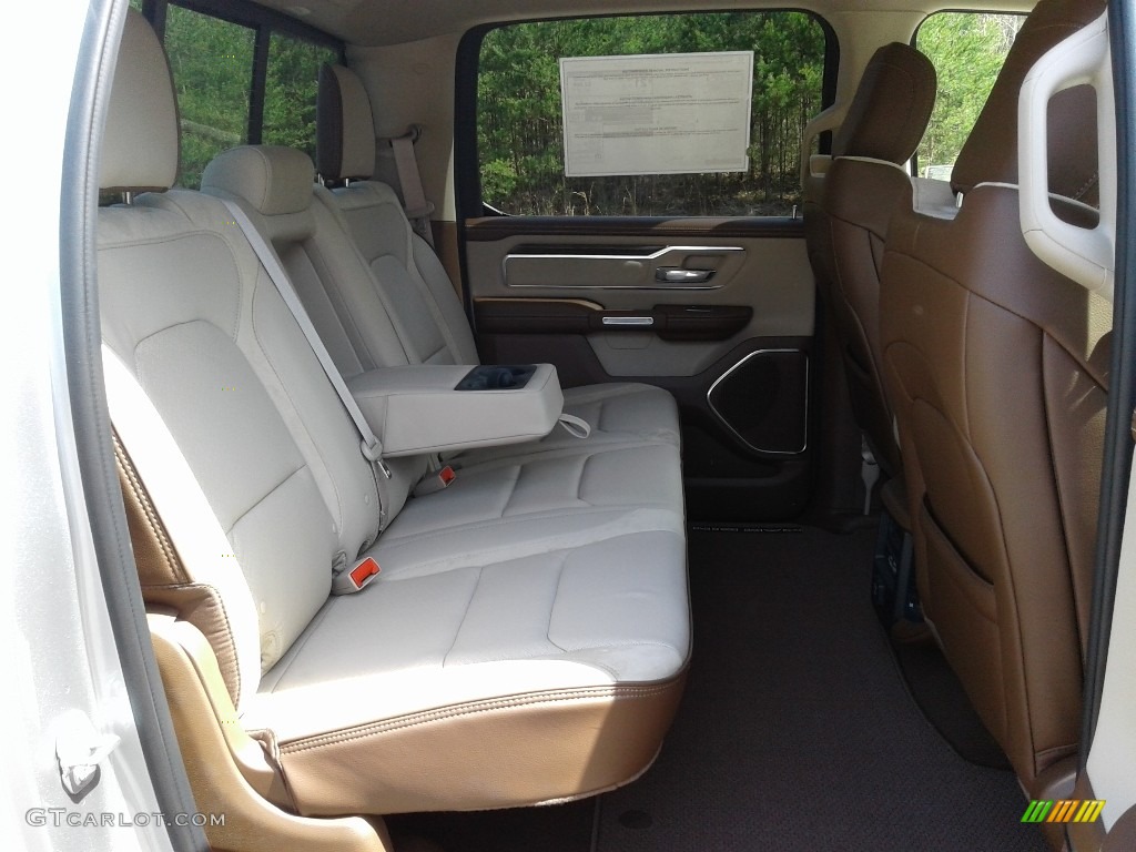 Mountain Brown/Light Frost Beige Interior 2019 Ram 1500 Laramie Crew Cab 4x4 Photo #132708919