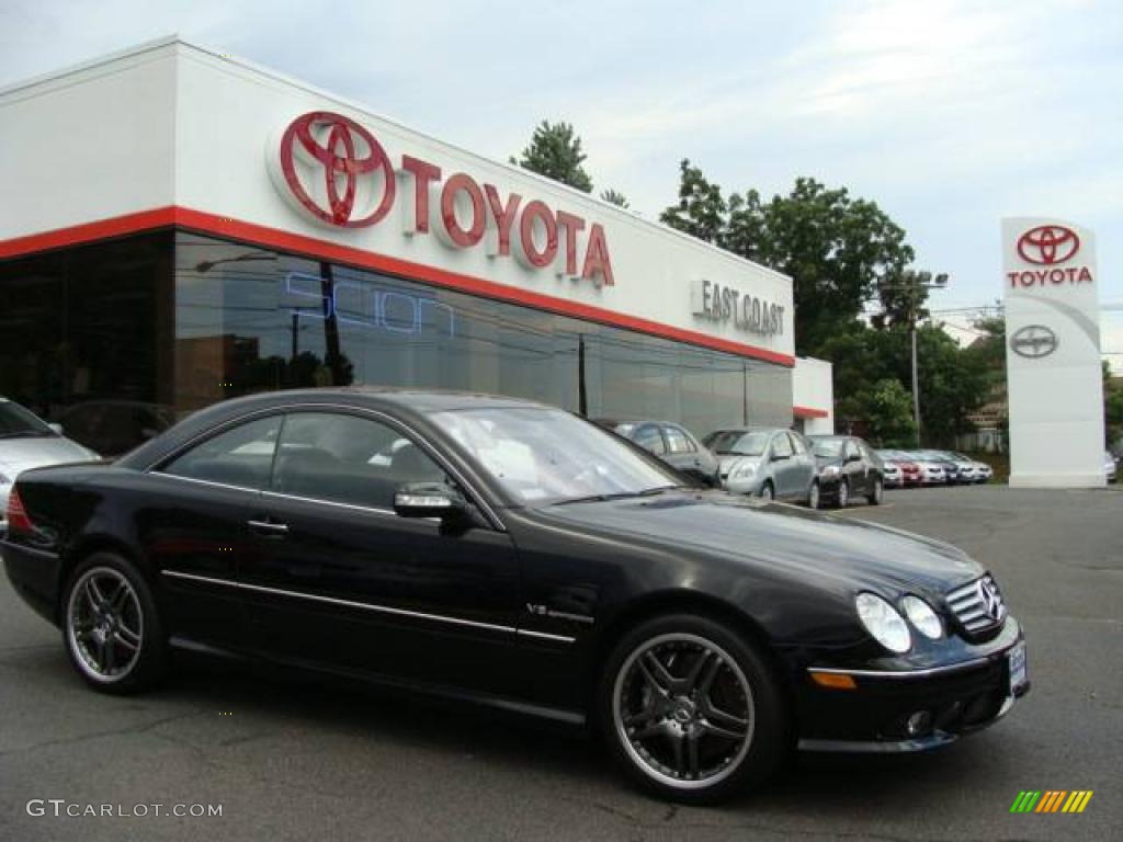 Black Mercedes-Benz CL