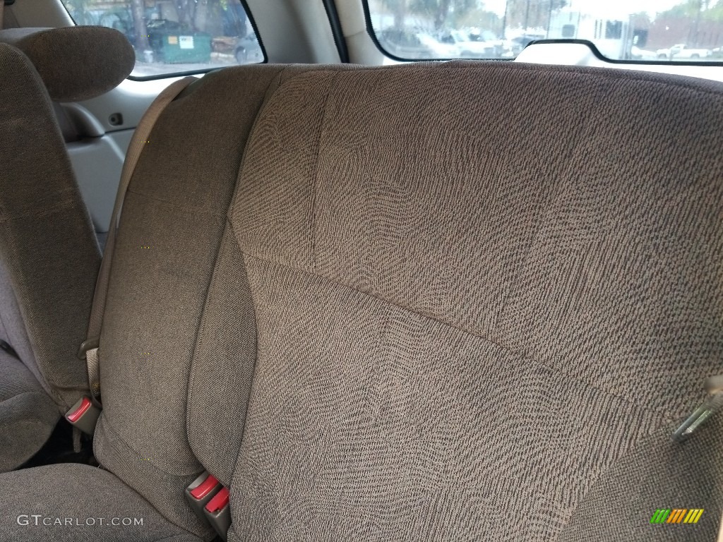 2004 TrailBlazer LS - Dark Gray Metallic / Medium Pewter photo #16