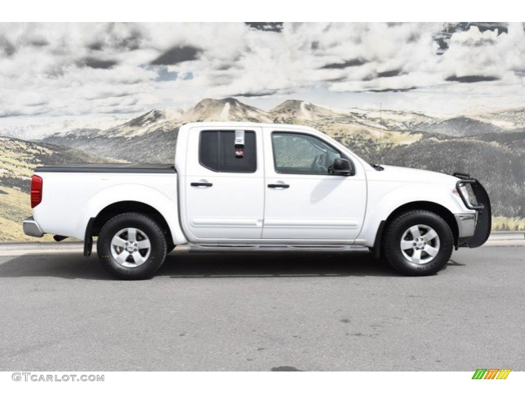 2009 Frontier SE Crew Cab 4x4 - Avalanche White / Steel photo #2