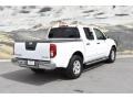 Avalanche White - Frontier SE Crew Cab 4x4 Photo No. 3