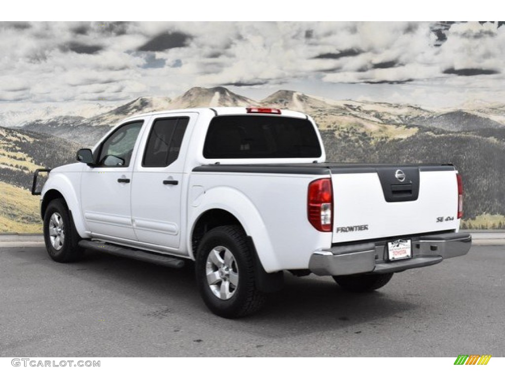 2009 Frontier SE Crew Cab 4x4 - Avalanche White / Steel photo #7