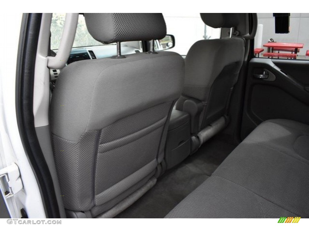 2009 Frontier SE Crew Cab 4x4 - Avalanche White / Steel photo #20