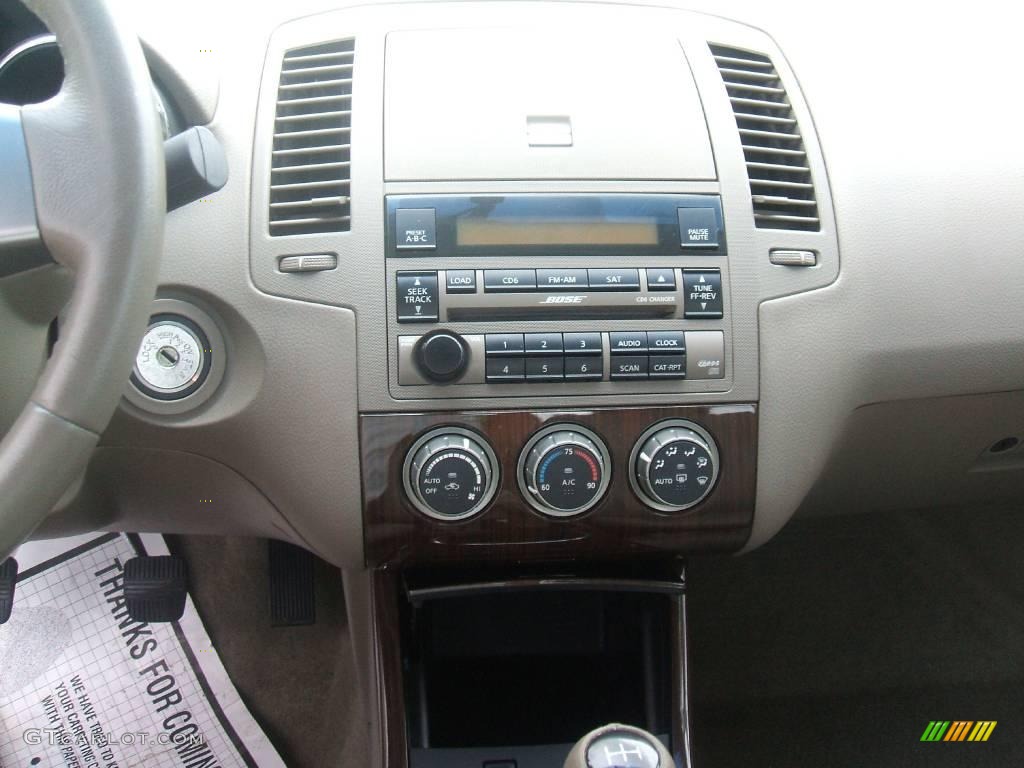 2005 Altima 3.5 SE - Mystic Emerald Green / Blond photo #10