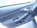 Oxford White - Focus SEL Hatch Photo No. 20