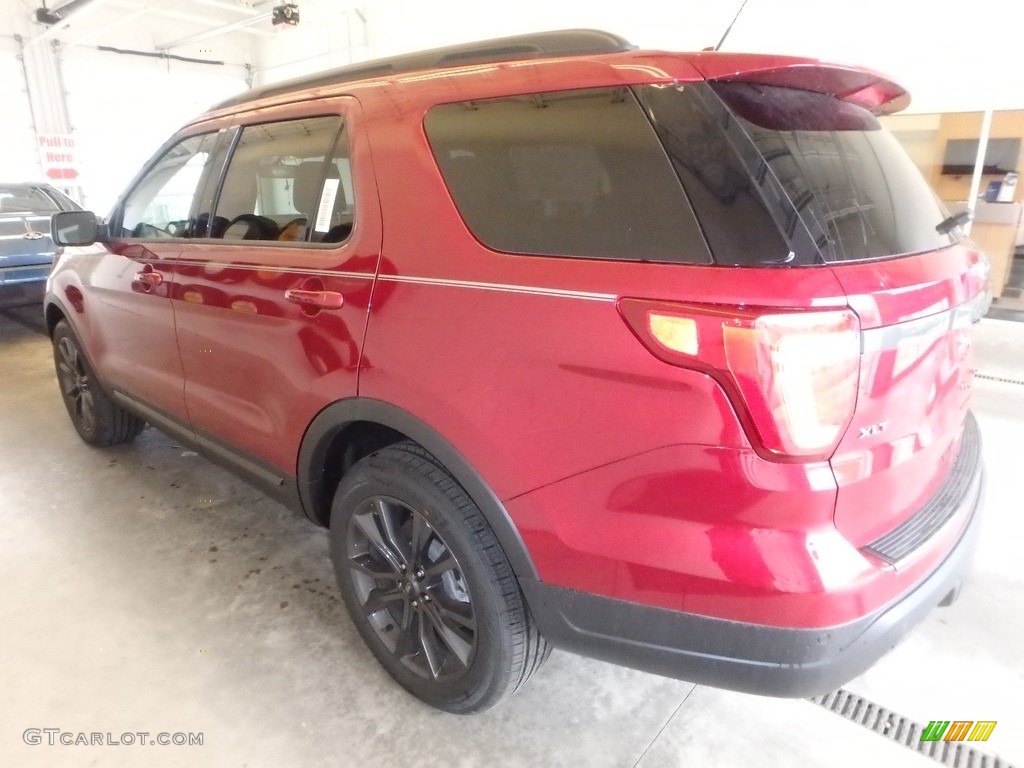 2019 Explorer XLT 4WD - Ruby Red / Medium Black/Miko Inserts photo #4