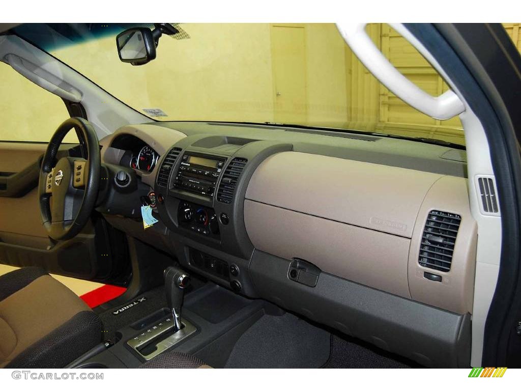 2008 Xterra SE - Night Armor Dark Gray / Sandstone photo #25