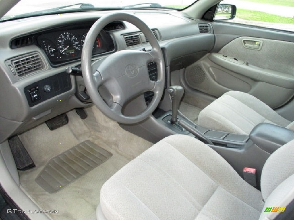 2001 Camry LE - Woodland Pearl / Oak photo #26