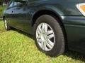 Woodland Pearl - Camry LE Photo No. 27