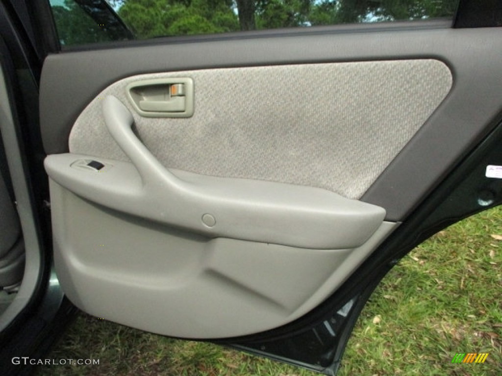 2001 Camry LE - Woodland Pearl / Oak photo #46