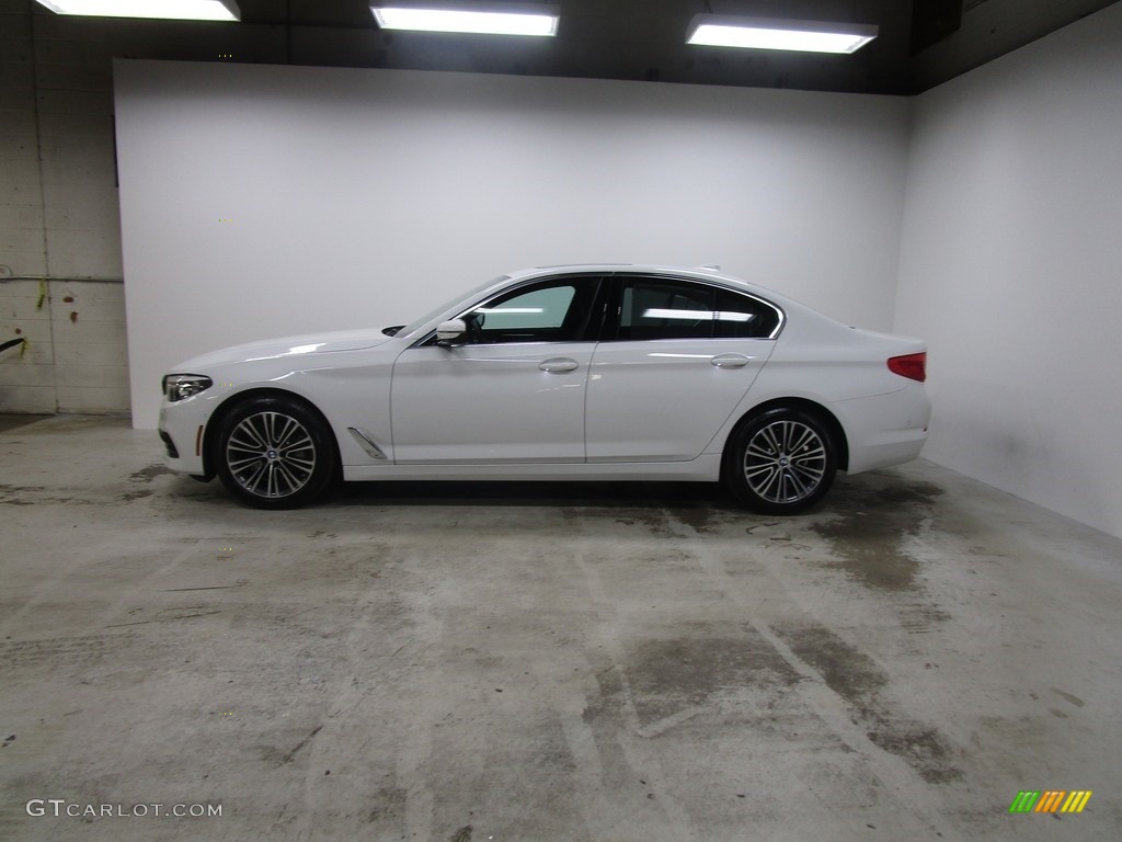 2019 5 Series 530i xDrive Sedan - Alpine White / Black photo #13