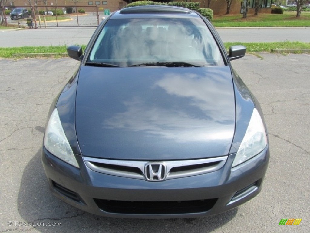 2006 Accord EX-L V6 Sedan - Graphite Pearl / Gray photo #5